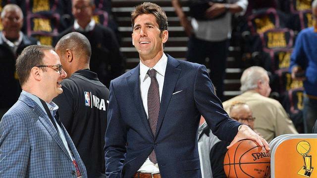 对比两家策 对比两家策